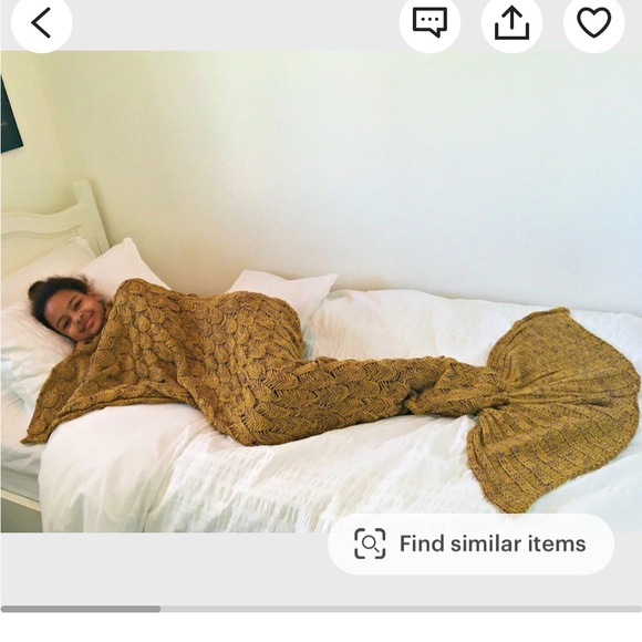 Mermaid Tail Blanket - Picture 1 of 10
